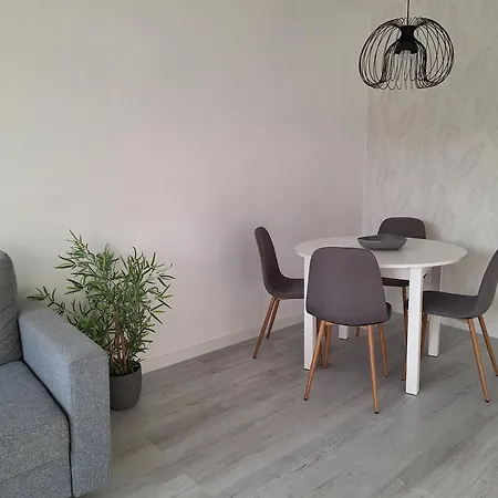 Glam Apartment