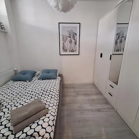 Glam Apartment